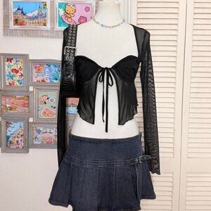 Princess-polly Women's Black Crop going out top